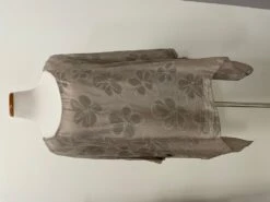 Flowy Floral Top -Skechers Store 28532 TAUPE l