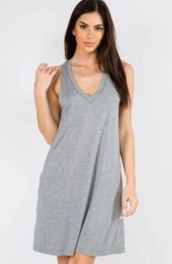 V Neck Dress 6 V Neck Dress -Skechers Store 30818 HTHRGRY l
