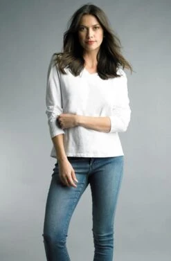 V- Neck Top -Skechers Store 31123 WHITE l