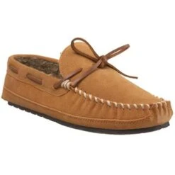 Minnetonka Casey Slipper